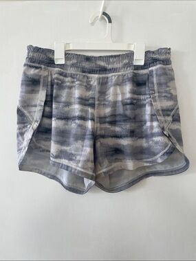 Athleta Gray Tie-Dye Striped Athletic Shorts